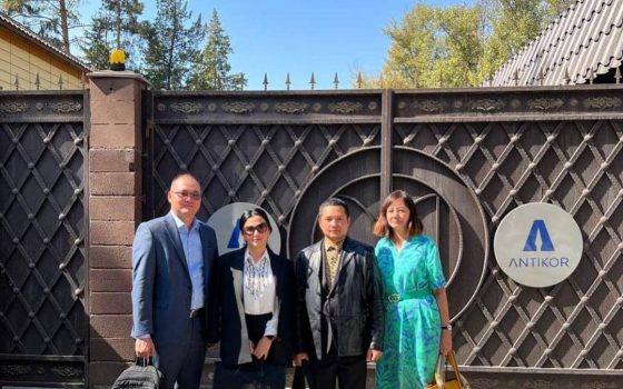 (Рус) Викрам Рузахунов приехал в Казахстан для участия в следственных мероприятиях по делу о пытках во время январских событий