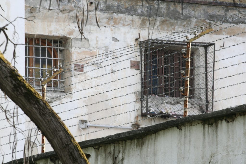 Национальный центр по предупреждению пыток посетил Сапара Исакова и других заключенных в СИЗО-1 г.Бишкек