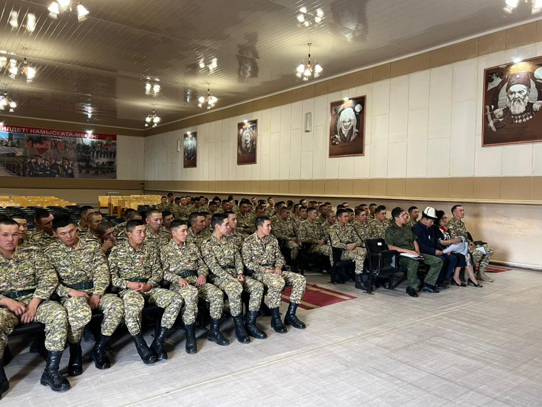 (Рус) Сотрудники НЦПП проводят разъяснительные работы для личного состава воинских частей
