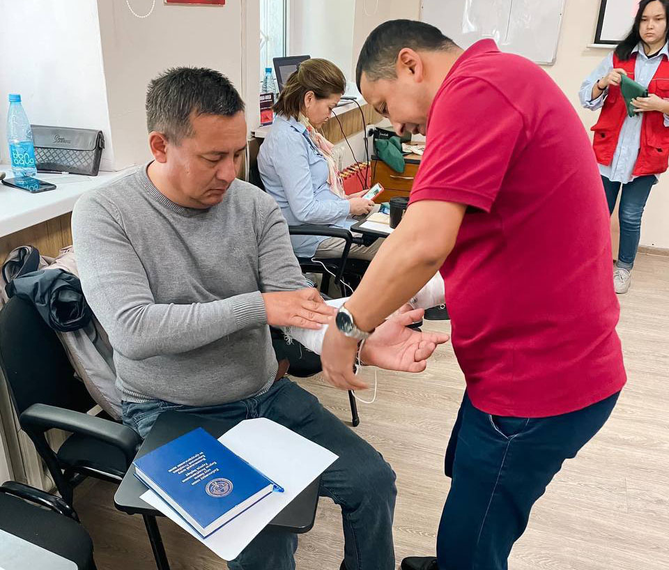 НЦПП КР принял участие в тренинге по оказанию первой помощи по стандартам Красного Креста/Красного Полумесяца Кыргызстана